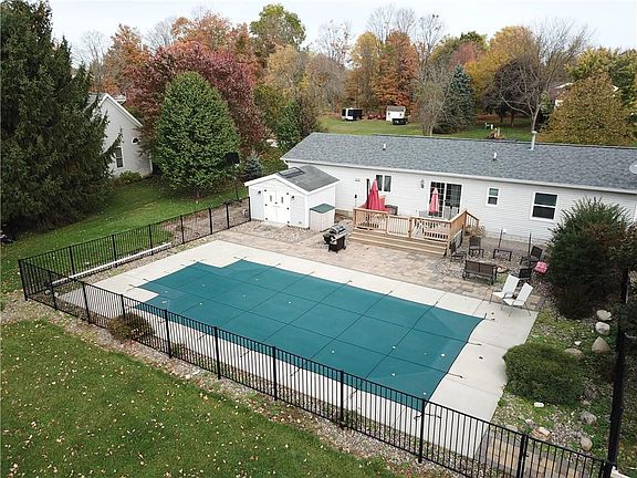 2nd image of 4146 Sunset Dr