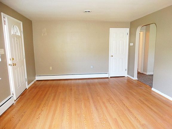 Entrance & Living Room