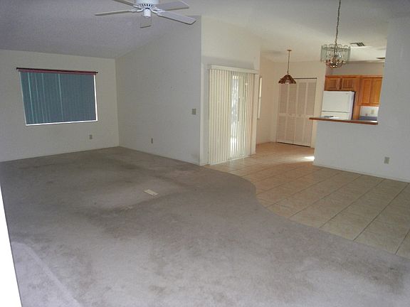 3rd image of 2033 Trevino Cir
