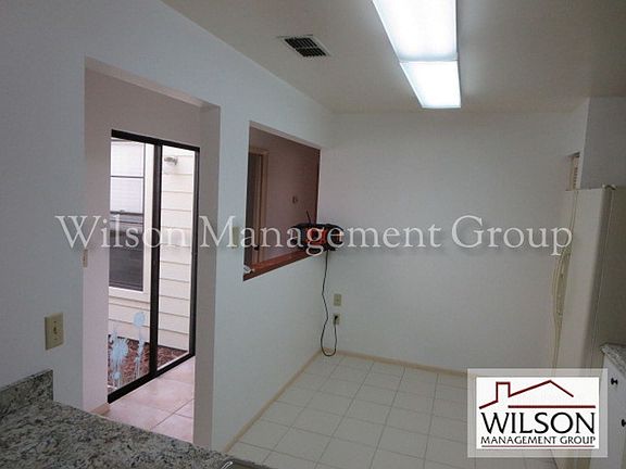 5th image of 3877 Villa Rose Ln