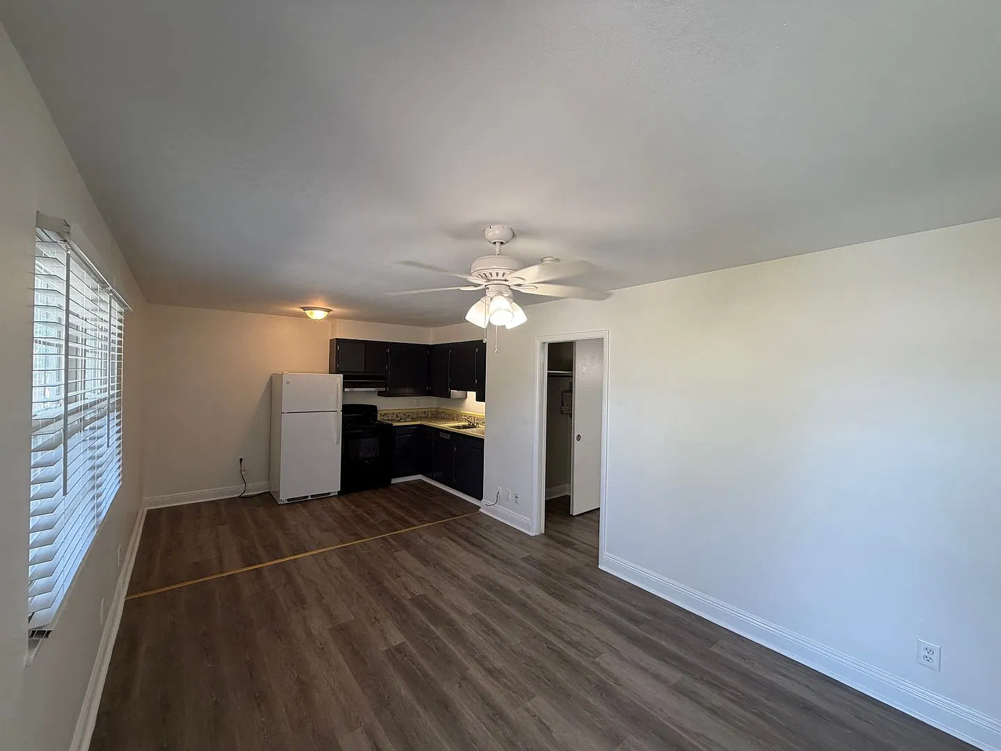 416 Central Avenue — Photo 2