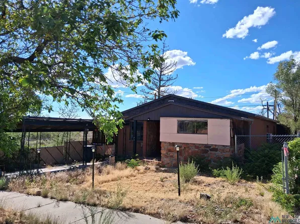 607 E Hill Ave, Gallup, NM 87301