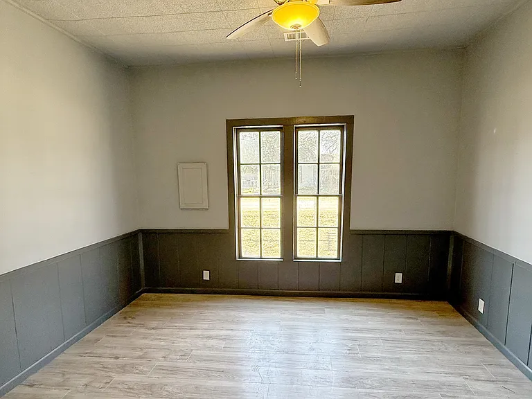 177 E Sweden St — Photo 6