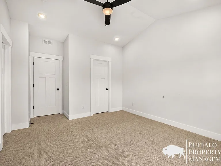 1426 Fremont Ave — Photo 12