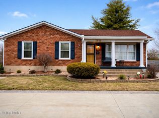 2013 Foxhurst Dr, Shively, KY 40216