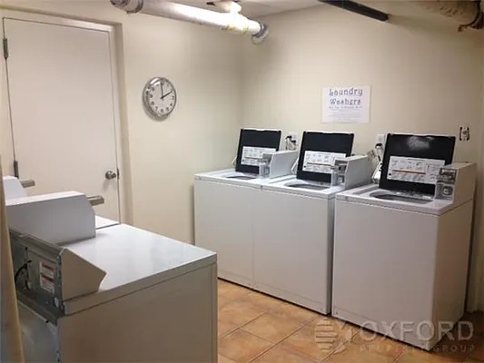 Rented by Oxford Property Group | media 13