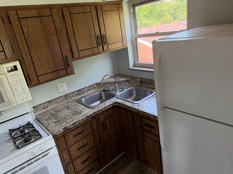 525 Riddle Crest Ln #2 — Photo 4