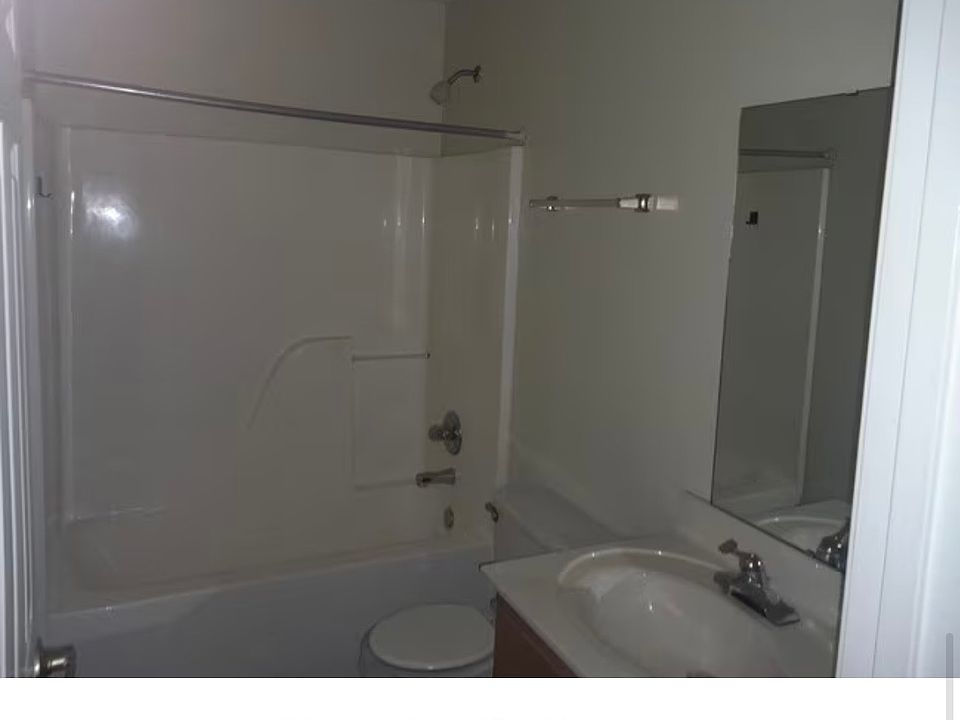 1st image of 138 Cedar Ave