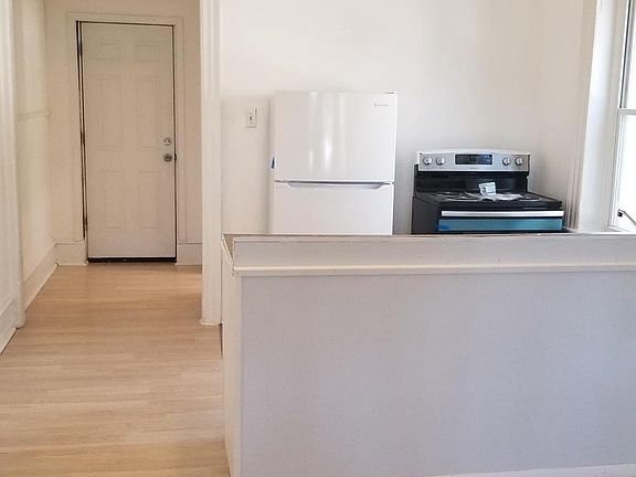 5th image of 3423 N 17th St APT 2B