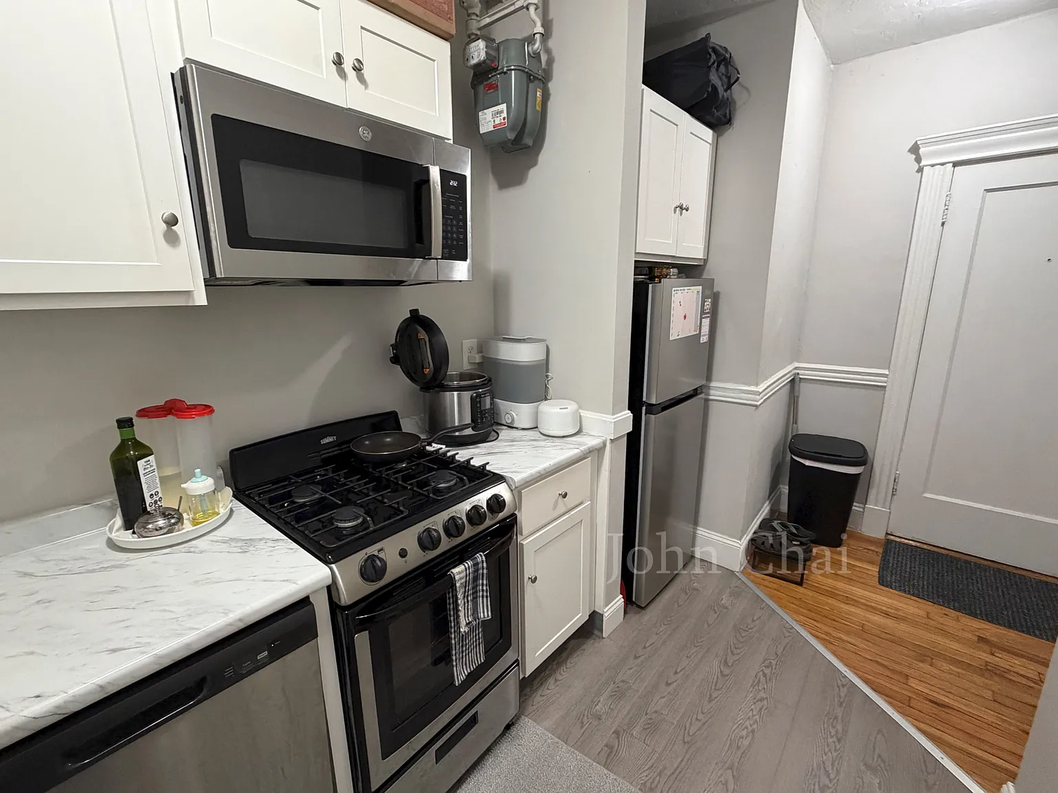 Studio, 500 sqft, $2,075 — Photo 3