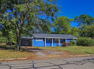 3103 E Houston St, Paris, TX 75460