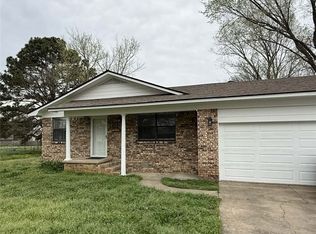 3505 E 5th St, Russellville, AR 72802