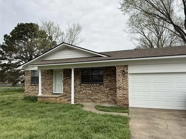 3505 E 5th St, Russellville, AR 72802