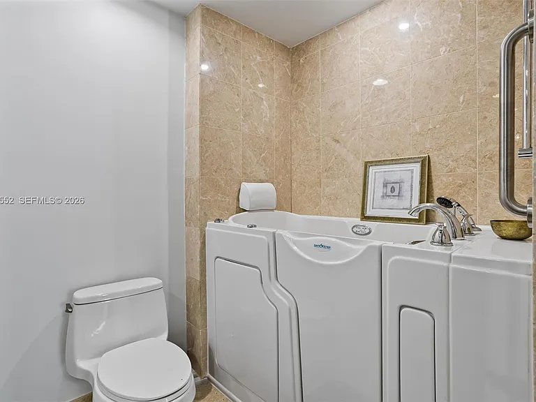 3535 S Ocean Dr #1703 — Photo 35