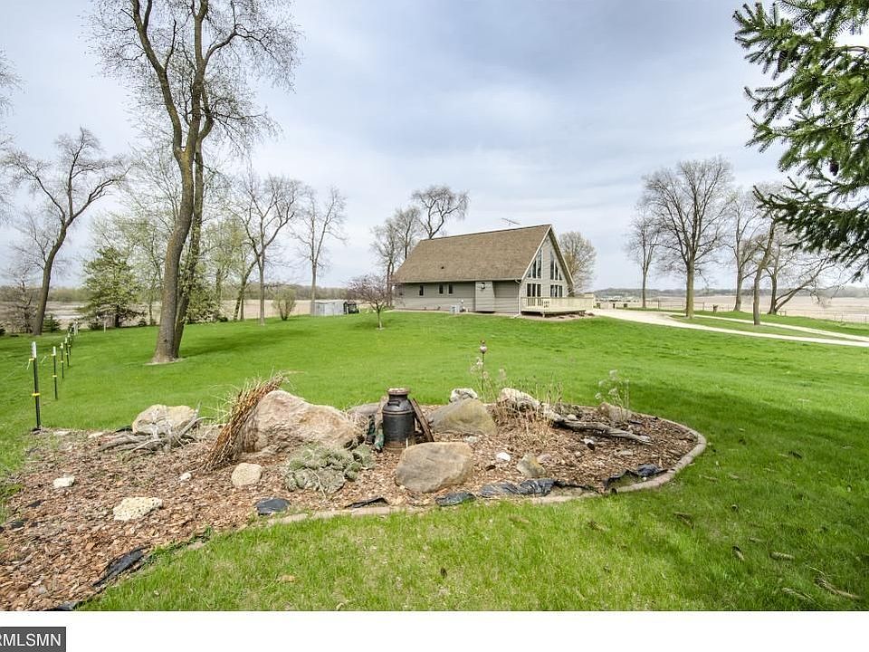 CUSTOM BUILT HOME BY GEIB CONSTRUCTION ON ALMOST 8 ACRES!
