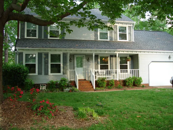 715 Hill Point Ct, Chesapeake, VA 23322