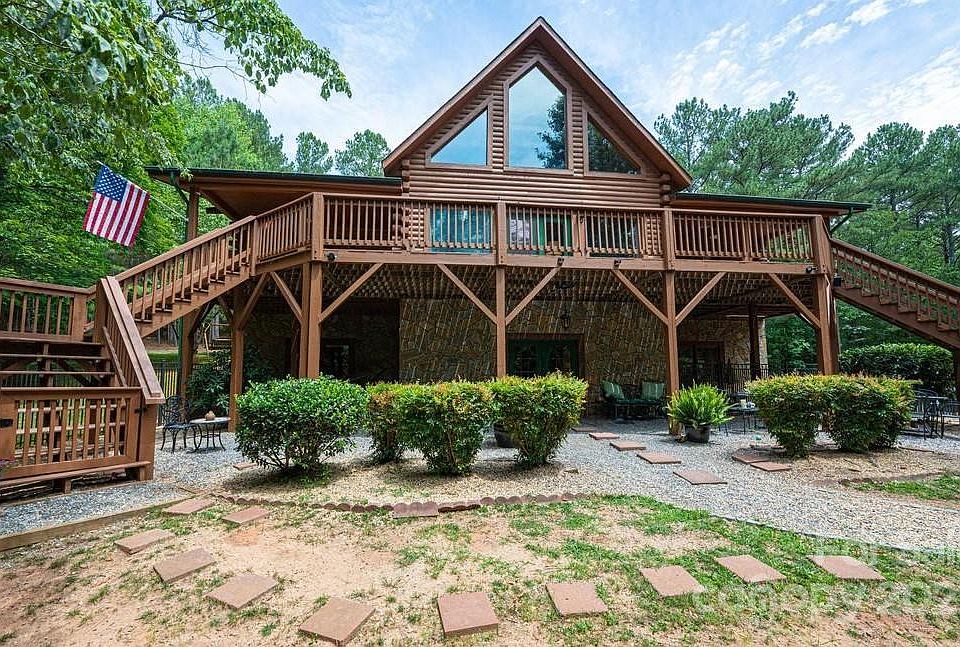 1st image of 4963 Harbor View Dr W