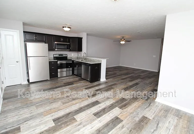 1611 Railton Ct #I — Photo 6