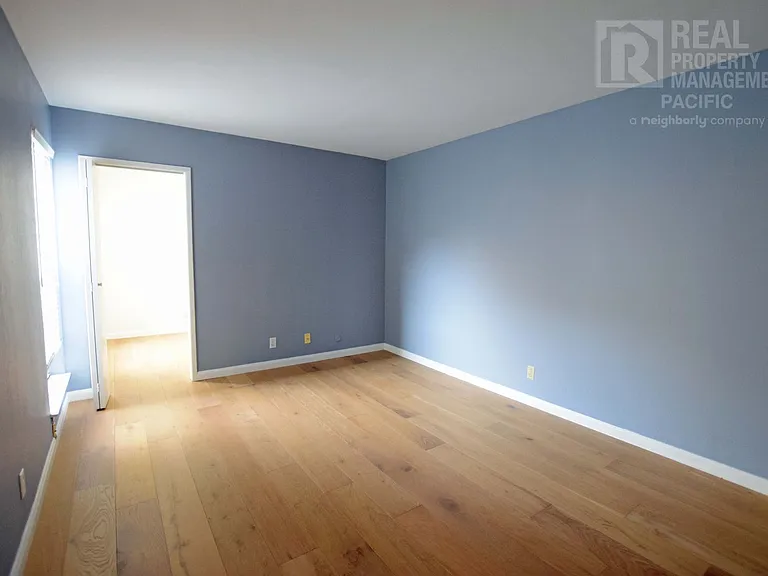 5335 Broadway Ter #305 — Photo 11