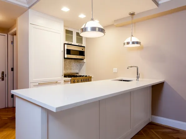 305 East 86th Street image 1 of 16