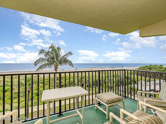 2nd image of 4570 Ocean Beach Blvd #226