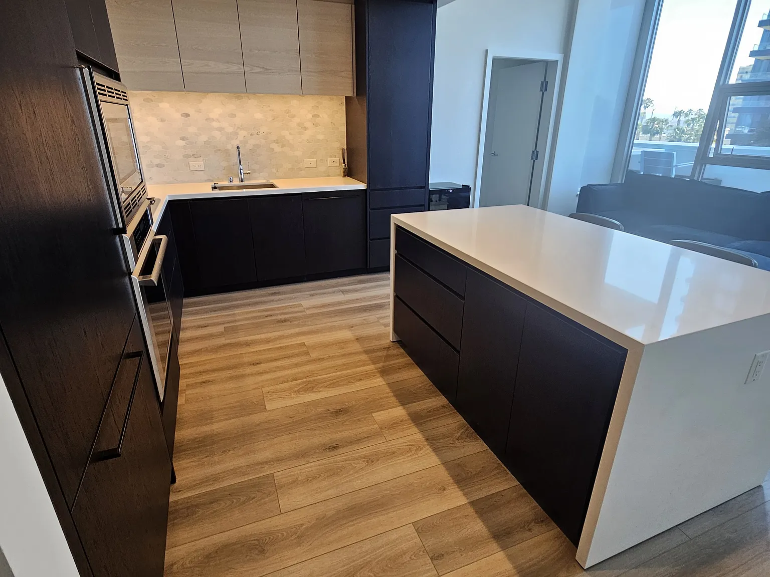 2 bed, 1.5 bath, 1100 sqft, $5,200 — Photo 4