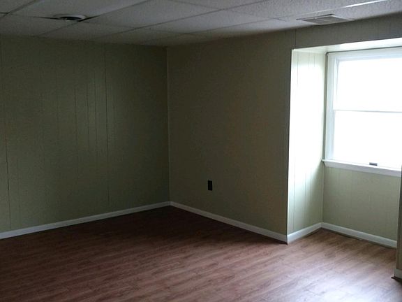 2nd image of 110 N Commerce St APT 3