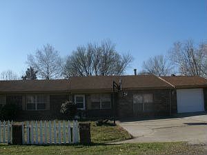 2nd image of 301 Christiana St