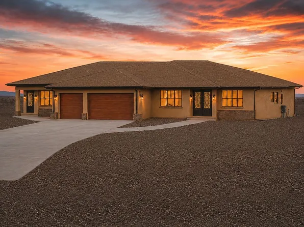 24314 W Fernwood Ct, Wittmann, AZ 85361