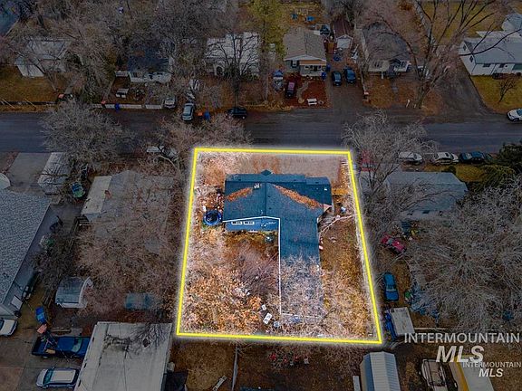 5th image of 469 Van Buren St