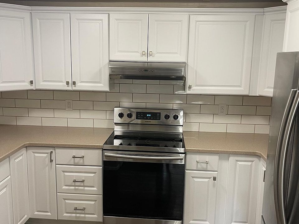1st image of 6204 W Albany Ct #2