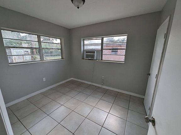 3rd image of 3822 NW 165th St