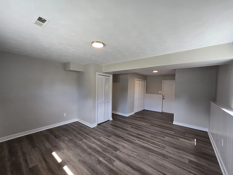 10200 Stroud Ln — Photo 31