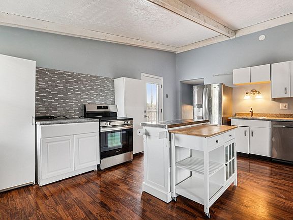 16-web-or-mls-Woodbridge Ct-S2009-016