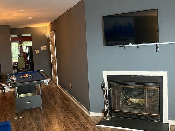 2nd image of 5203 Le Parc Dr #7