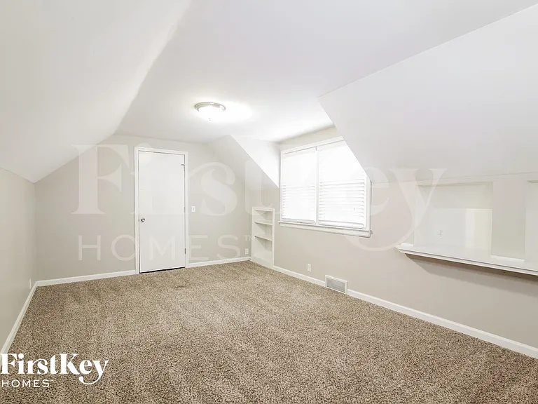 9613 Beverly Dr — Photo 7
