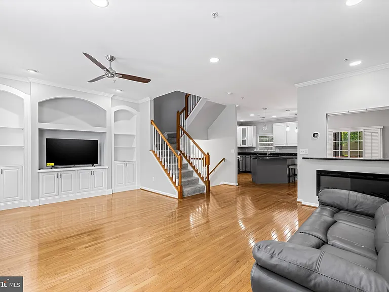 310 Pintail Ln — Photo 13
