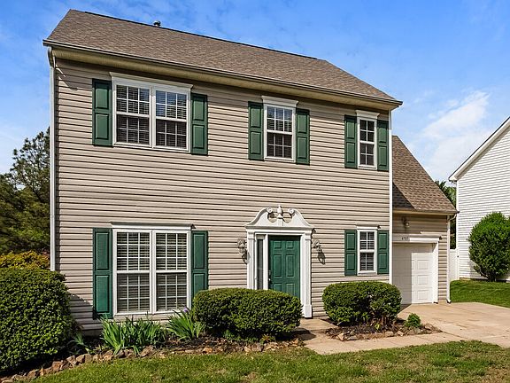 4th image of 4705 Fox Thorne Dr