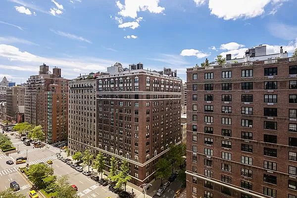 1st image of 1065 Park Ave #12A