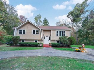 71 Highland St, South Easton, MA 02375