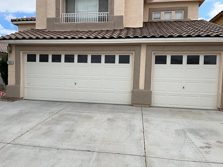 7959 Nookfield Dr — Photo 3