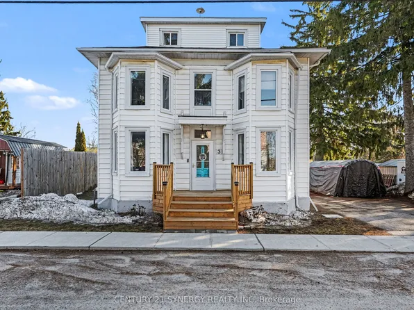 3 Reid St, Athens, ON K0E 1B0