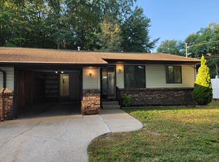 16780 Taft Rd, Spring Lake, MI 49456