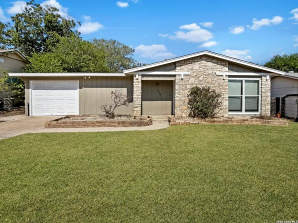 206 LOST FOREST ST, Live Oak, TX 78233