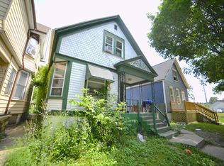 1444 N 29th St, Milwaukee, WI 53208