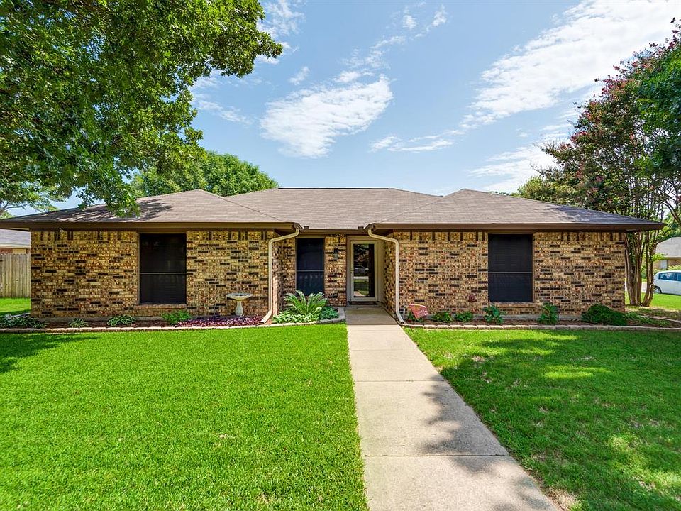 1st image of 2310 W Arbrook Blvd
