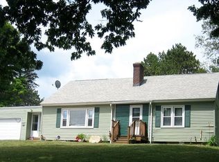 46 Wachusett Rd, Gardner, MA 01440