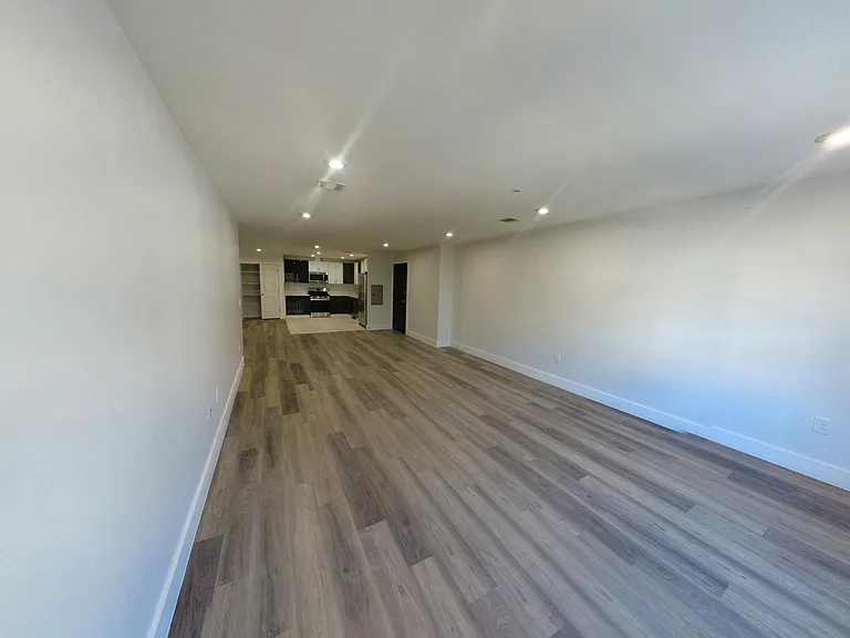 182 Carroll St #207 — Photo 3