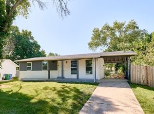 2498 Carousel Ct, Florissant, MO