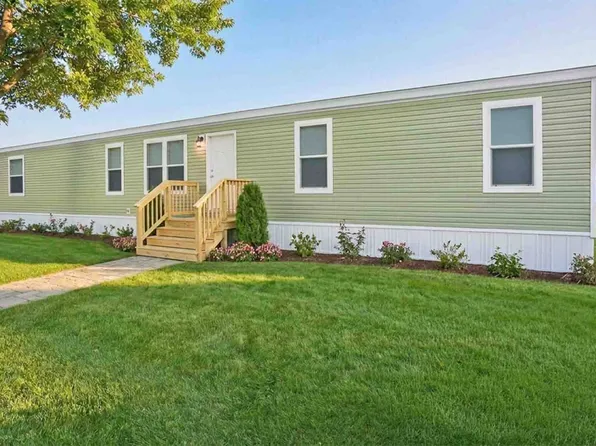 4250 State Highway 307 #9, Geneva, OH 44041
